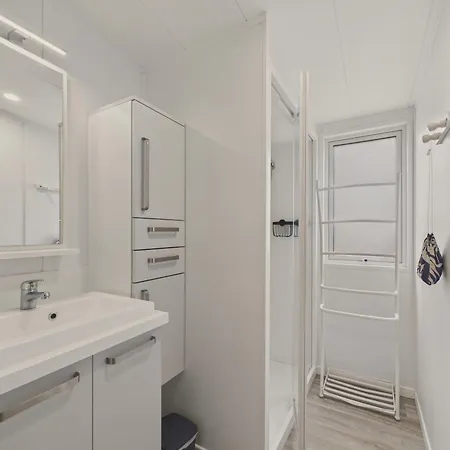 Chalé Joli Pour 6 - Domaine Avec Piscine